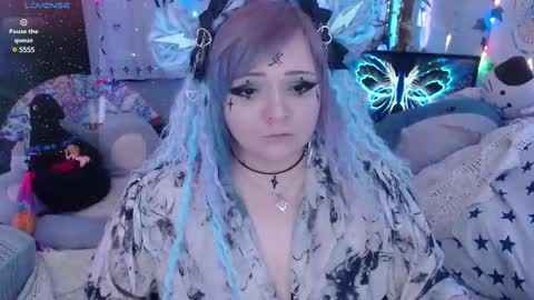 Snapshot of crystal_galaxy chatting on February 28, 2025, 12:31 pm   online show from February 28, 2025, 12:31 pm