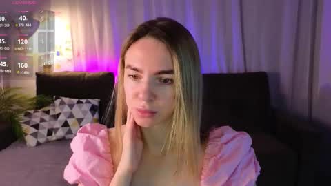 crystal_hanna online show from January 18, 2026, 1:31 am