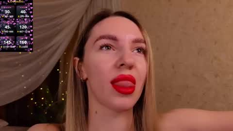 crystal_hanna online show from February 3, 2026, 2:53 am