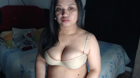   Crystal  Milf online show from June 12, 2026, 10:19 pm