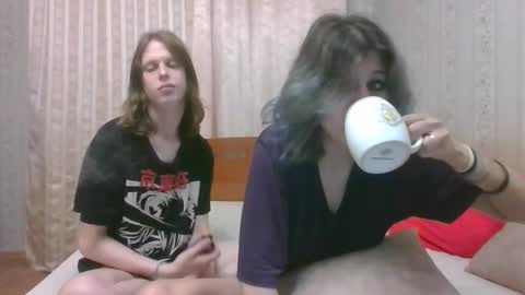Crystal and Marcl online show from December 3, 2024, 7:55 pm