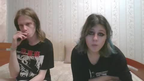 Crystal and Marcl online show from December 5, 2024, 6:00 pm