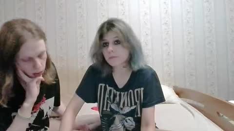 Crystal and Marcl online show from December 7, 2024, 5:15 am