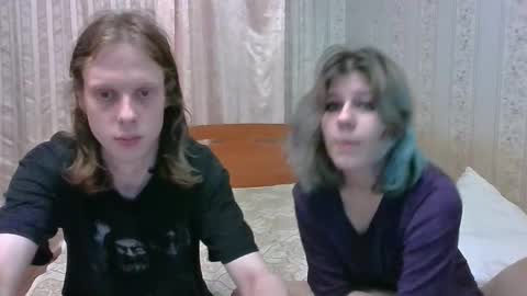 Crystal and Marcl online show from December 10, 2024, 9:22 pm