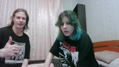 Crystal and Marcl online show from December 24, 2024, 10:06 pm