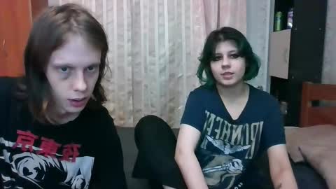 Crystal and Marcl online show from February 6, 2025, 11:26 pm