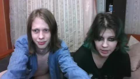 Crystal and Marcl online show from February 20, 2025, 10:26 pm