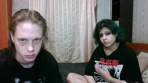 Crystal and Marcl online show from February 26, 2025, 3:41 pm