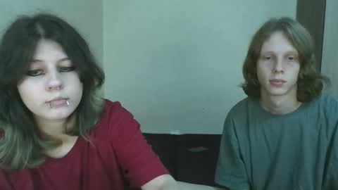 Crystal and Marcl online show from October 26, 2025, 12:49 am