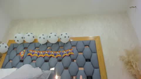 Snapshot of crystal_sm chatting on July 6, 2026, 1:24 am crystal_sm online show from July 6, 2026, 1:24 am