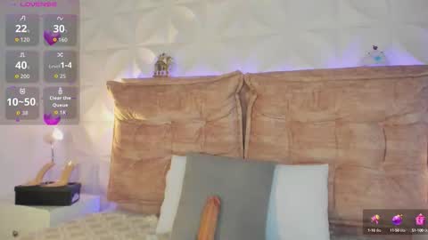 Chris online show from September 9, 2025, 2:33 am