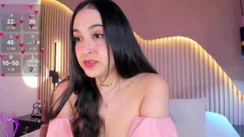 Snapshot of crystal_star16 chatting on February 12, 2026, 9:43 pm Chris online show from February 12, 2026, 9:43 pm