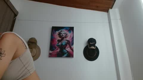 Crystal Blaze online show from March 20, 2026, 5:07 pm