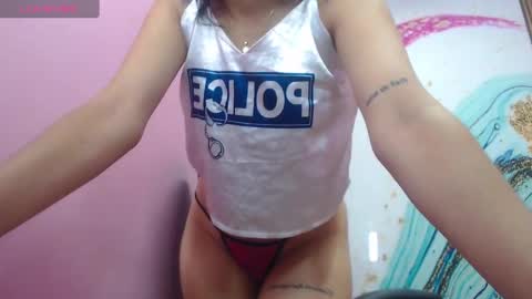 Snapshot of crystal_walls chatting on September 24, 2025, 7:17 pm I AM CRYSTAL online show from September 24, 2025, 7:17 pm