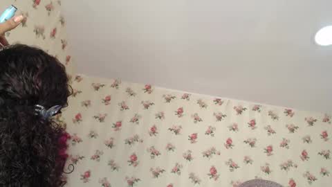 Snapshot of crystal_watson0 chatting on May 12, 2026, 1:52 pm Milf Latina online show from May 12, 2026, 1:52 pm