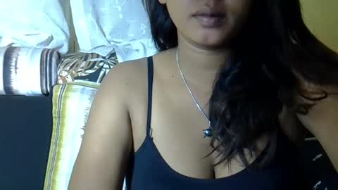 Snapshot of crystalbellax chatting on June 3, 2026, 6:27 am crystalbellax online show from June 3, 2026, 6:27 am