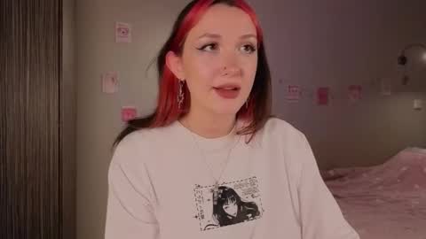 Snapshot of crystalblaze_ chatting on September 16, 2025, 7:59 pm Grace online show from September 16, 2025, 7:59 pm