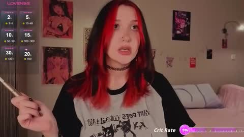 Snapshot of crystalblaze_ chatting on September 30, 2025, 8:58 pm Grace online show from September 30, 2025, 8:58 pm