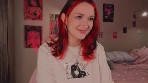 Snapshot of crystalblaze_ chatting on October 3, 2025, 8:17 pm Grace online show from October 3, 2025, 8:17 pm