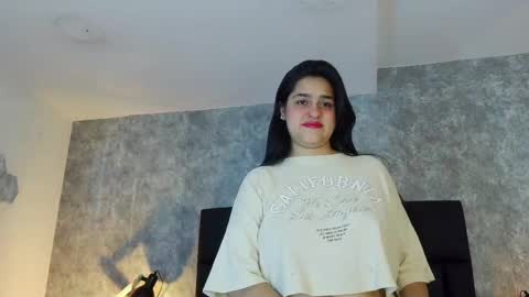 Crystal online show from May 13, 2026, 4:48 pm
