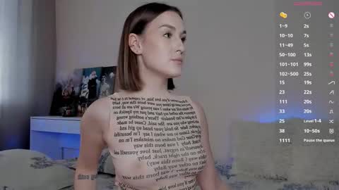 Snapshot of crystalcandies chatting on October 8, 2025, 8:01 am Arina online show from October 8, 2025, 8:01 am