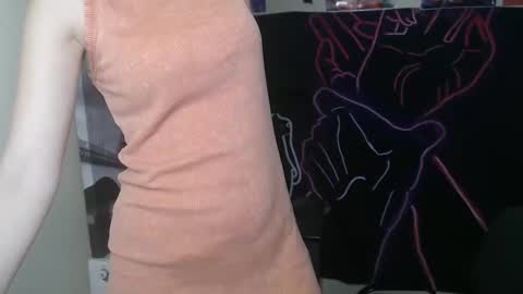 Snapshot of crystalgirl__ chatting on September 24, 2025, 6:17 am Stella online show from September 24, 2025, 6:17 am