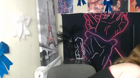 Snapshot of crystalgirl__ chatting on February 8, 2026, 1:14 pm Stella online show from February 8, 2026, 1:14 pm