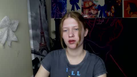 Snapshot of crystalgirl__ chatting on March 13, 2026, 8:10 am Stella online show from March 13, 2026, 8:10 am