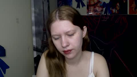 Snapshot of crystalgirl__ chatting on March 19, 2026, 7:34 am Stella online show from March 19, 2026, 7:34 am