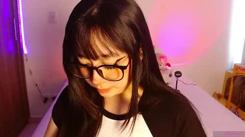 Olivia  online show from May 2, 2026, 1:16 pm
