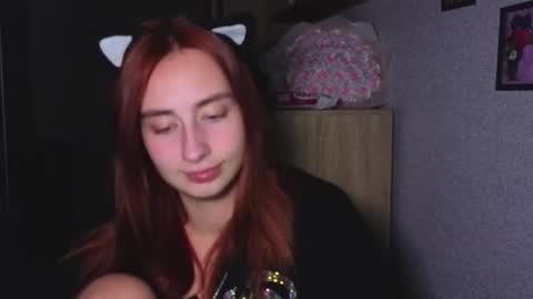 Snapshot of crystallkris chatting on November 1, 2025, 12:34 am Kristina online show from November 1, 2025, 12:34 am