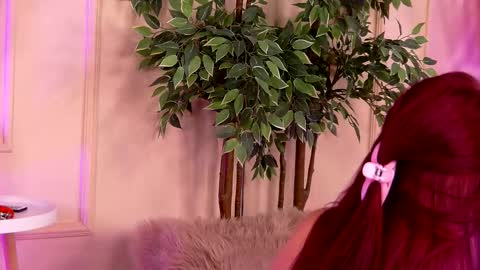 Snapshot of crystallred chatting on February 28, 2026, 5:52 am crystallred online show from February 28, 2026, 5:52 am