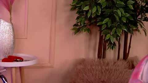 Snapshot of crystallred chatting on March 22, 2026, 4:16 am crystallred online show from March 22, 2026, 4:16 am