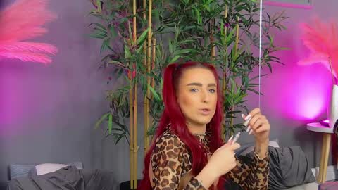 Snapshot of crystallred chatting on April 5, 2026, 3:58 am crystallred online show from April 5, 2026, 3:58 am