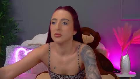 Snapshot of crystallred chatting on April 30, 2026, 6:53 am crystallred online show from April 30, 2026, 6:53 am