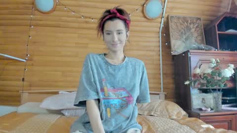 Snapshot of crystalnut chatting on January 30, 2025, 3:44 am Maria online show from January 30, 2025, 3:44 am