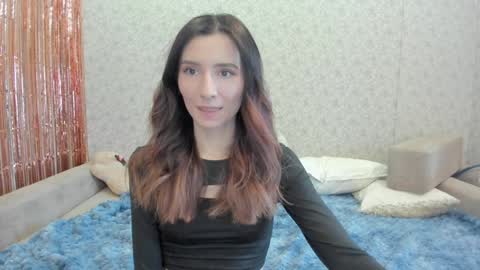 Snapshot of crystalnut chatting on February 2, 2025, 2:38 am Maria online show from February 2, 2025, 2:38 am