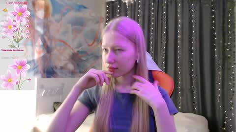 Lia online show from January 26, 2025, 7:09 pm