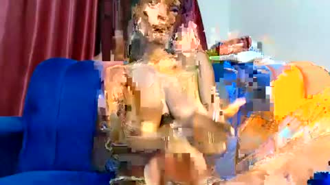 crystoee online show from July 22, 2026, 5:27 pm