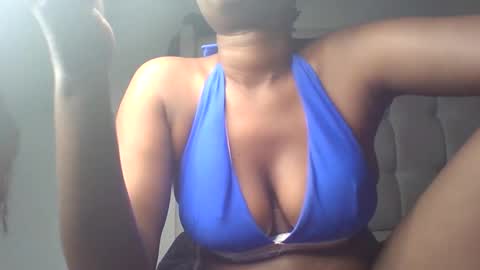 Snapshot of ctrl_cheeks chatting on September 22, 2025, 2:02 am ctrl_cheeks online show from September 22, 2025, 2:02 am