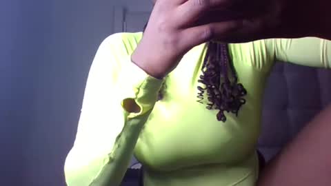 Snapshot of ctrl_cheeks chatting on October 21, 2025, 9:48 pm ctrl_cheeks online show from October 21, 2025, 9:48 pm