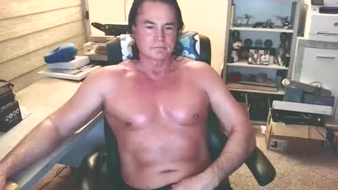 Yup... kinda old but Stop in and say hello online show from April 2, 2026, 4:32 am