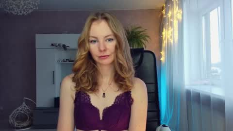 Alexia online show from December 12, 2024, 7:08 am
