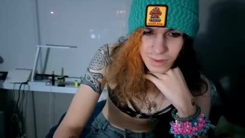 Snapshot of cuddleavenue chatting on November 23, 2025, 3:06 am cuddleavenue online show from November 23, 2025, 3:06 am