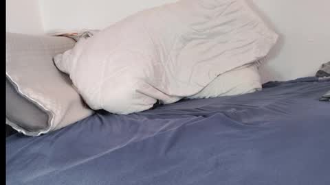 Snapshot of cum_boy84 chatting on September 24, 2025, 4:32 pm cum_boy84 online show from September 24, 2025, 4:32 pm