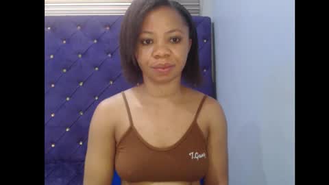 Snapshot of cum_chocochata chatting on October 17, 2025, 7:00 am Nancy online show from October 17, 2025, 7:00 am