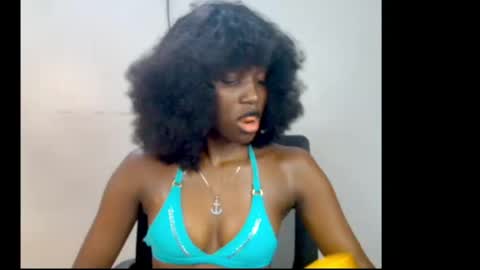 sophie online show from March 23, 2026, 6:28 am