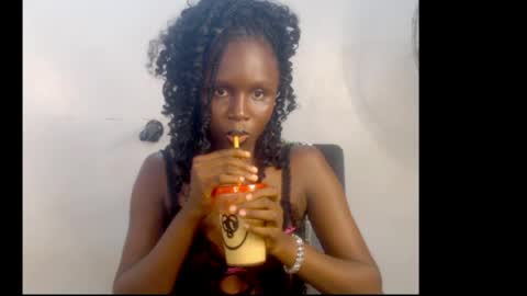 sophie online show from May 6, 2026, 7:46 am