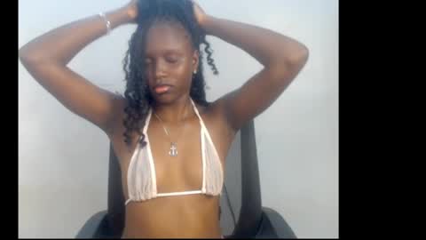 sophie online show from May 8, 2026, 6:41 am