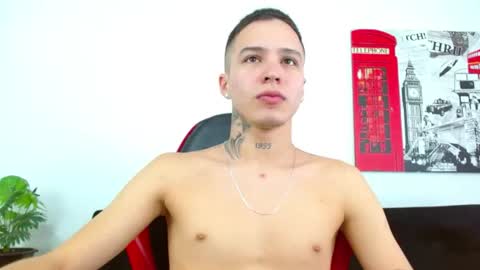 cumandres online show from July 4, 2026, 3:29 pm